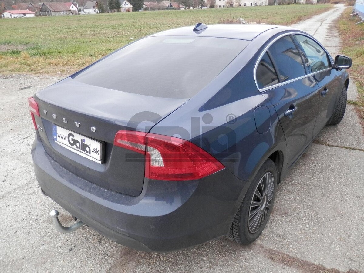 Оцинкованный фаркоп GALIA для Volvo S60 (Mk.II) 2010-2019 /  Volvo V60 (Mk.I) 2010-2019 Шар А фото 4