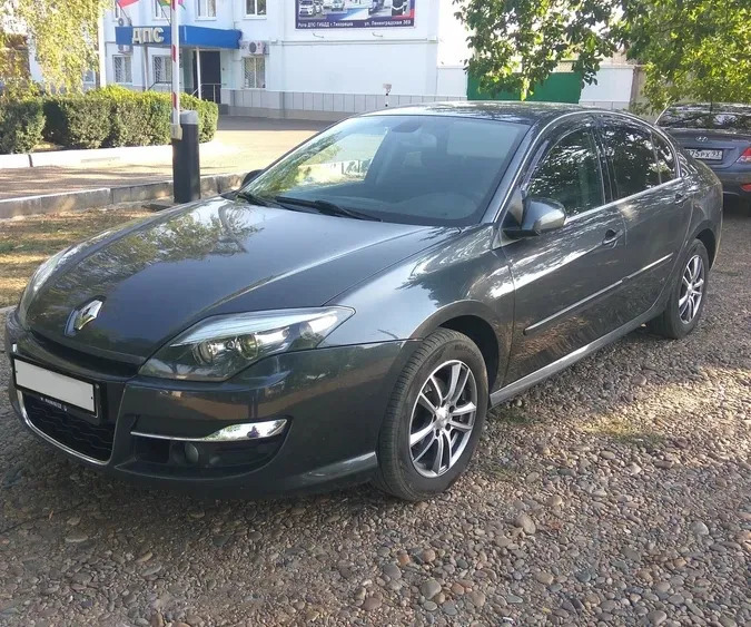 Дефлекторы V-Star для окон Renault Laguna III xэтчбек 5-дв. 2007-2015