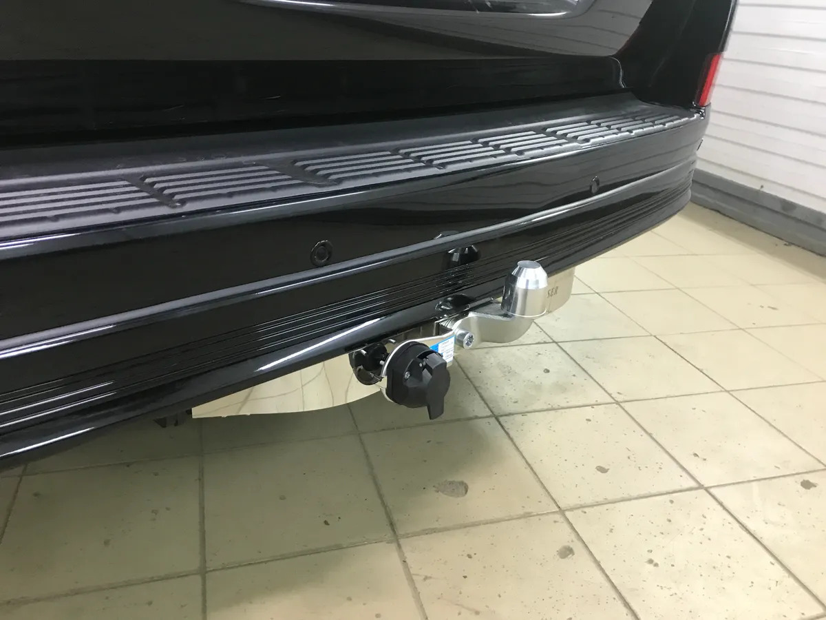 Фаркоп Baltex для Toyota Land Cruiser 200 (Mk.XI) 2007-2021, / Toyota Land Cruiser 200 (Mk.XI) Executive Lounge 2018-2021 Шар F фото 2