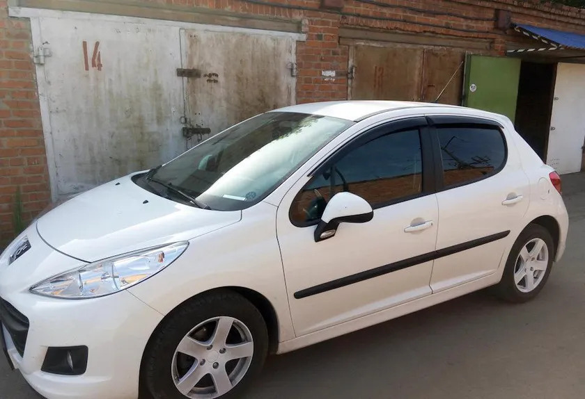 Дефлекторы Cobra Tuning для окон Peugeot 207 5-дв. 2006-2012