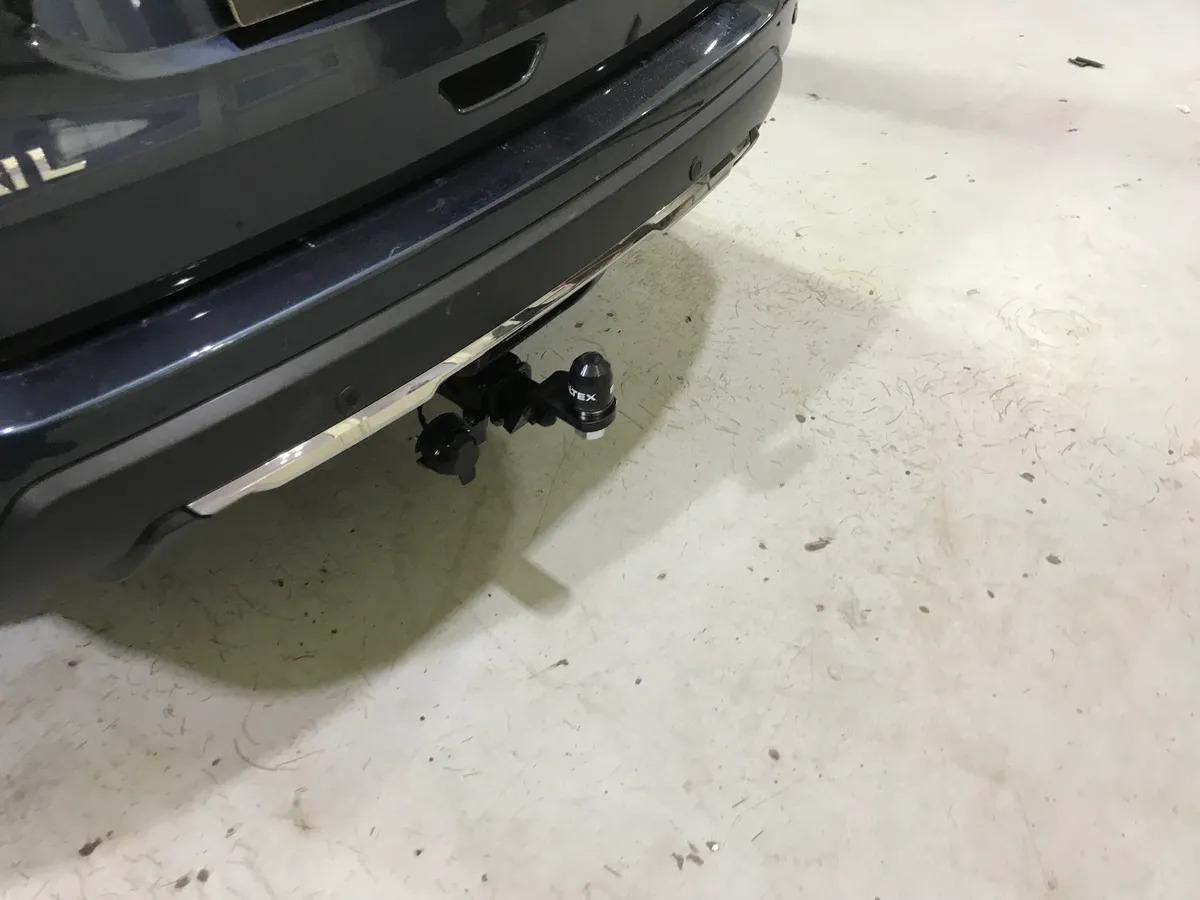 Фаркоп TowRus для Nissan X-Trail (Mk.III) T32 2014-2022 Шар Е с антистуком фото 6