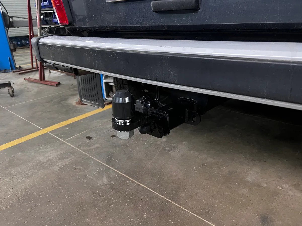 Быстросъёмный фаркоп TowRus для Lada Niva Legend 2021- / Lada 4x4 2006-2020 /  Lada 4x4 Urban 2014-2020 /  Lada Niva 1977-2006 Шар Е с антистуком  фото 3