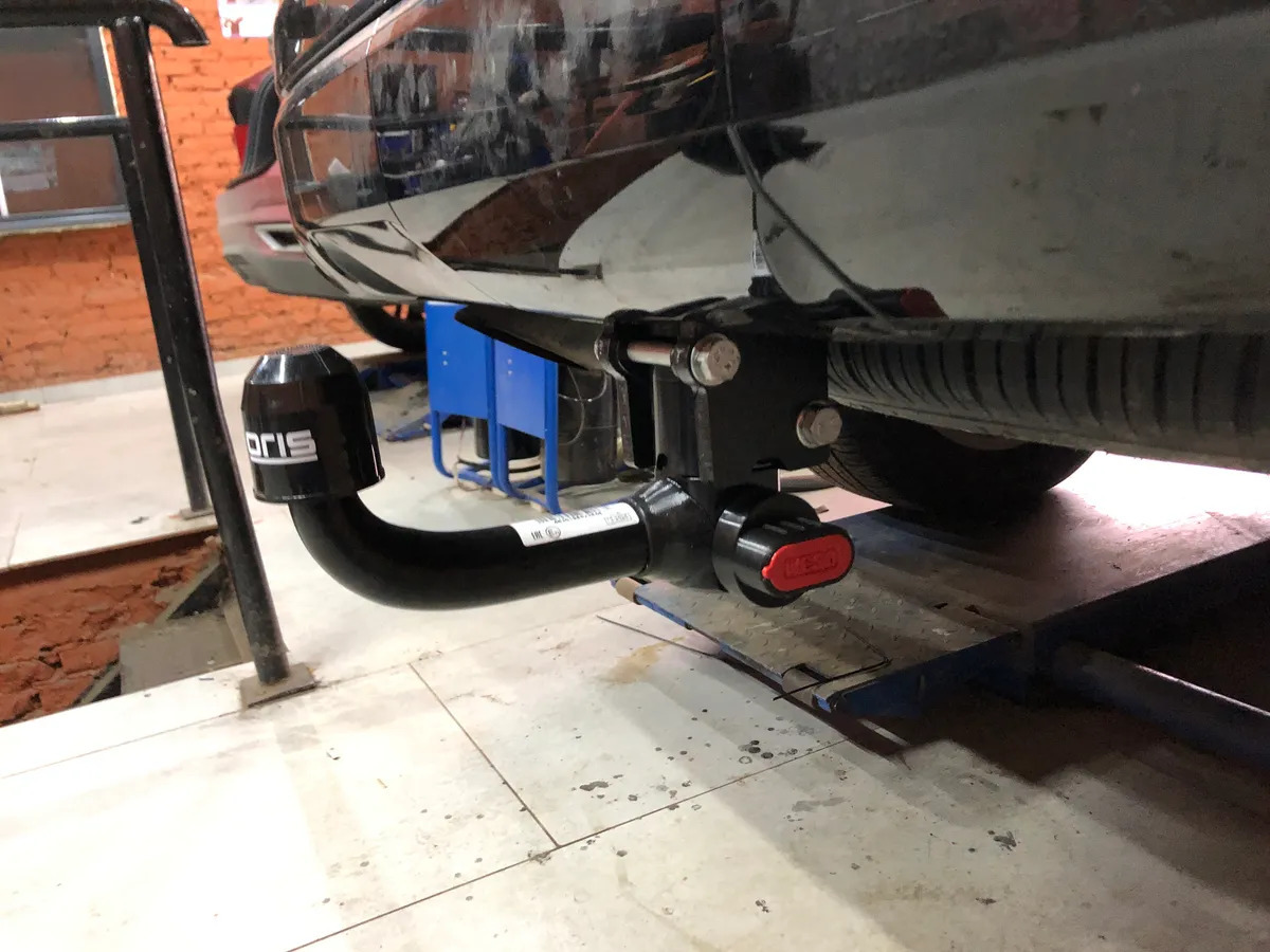 Быстросъёмный фаркоп Oris  для Volkswagen Tiguan (Mk.I/Mk.II) 2016-2024 /  Seat Ateca 2016- /  Skoda Kodiaq (Mk.I) 2017-2023 / Skoda Karoq (Mk.I) 2017- Шар AV фото 3
