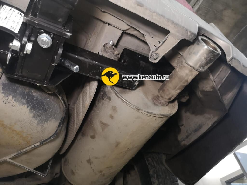 Быстросъёмный фаркоп Halty для Toyota Alphard H10 (Mk.I) 2002-2008 Шар Е фото 7