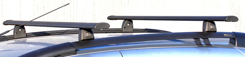 Багажник на рейлинги APS черные аэродинамические дуги 120 см фото 4
