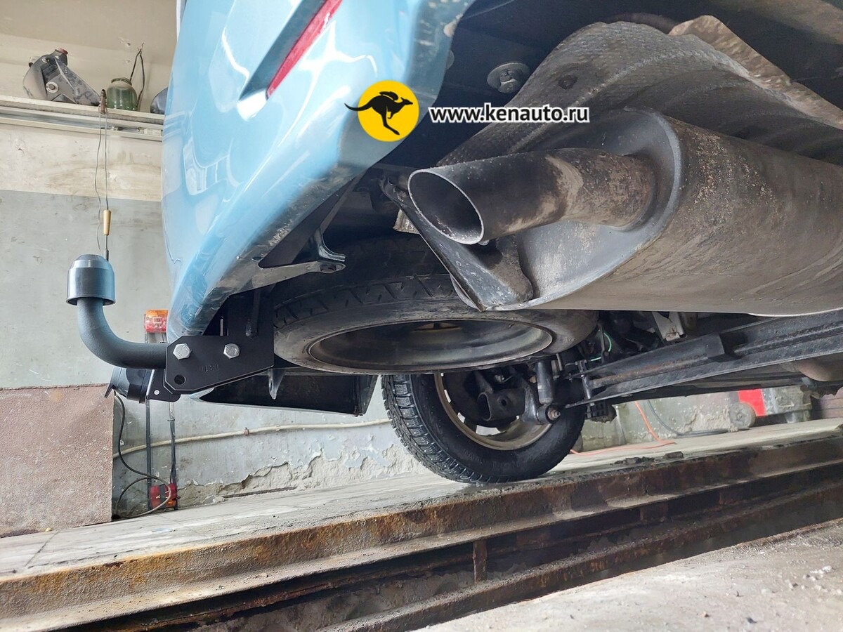 Фаркоп Halty Toyota Wish XE10, XE20 (Mk.I, Mk.II) 2003-2017 шар А фото 8