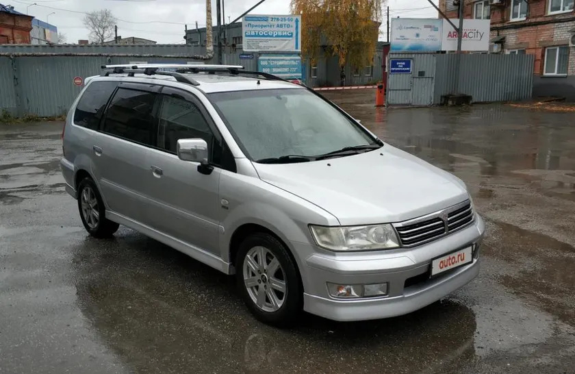 Дефлекторы Cobra Tuning для окон Mitsubishi Space Wagon 1997-2003