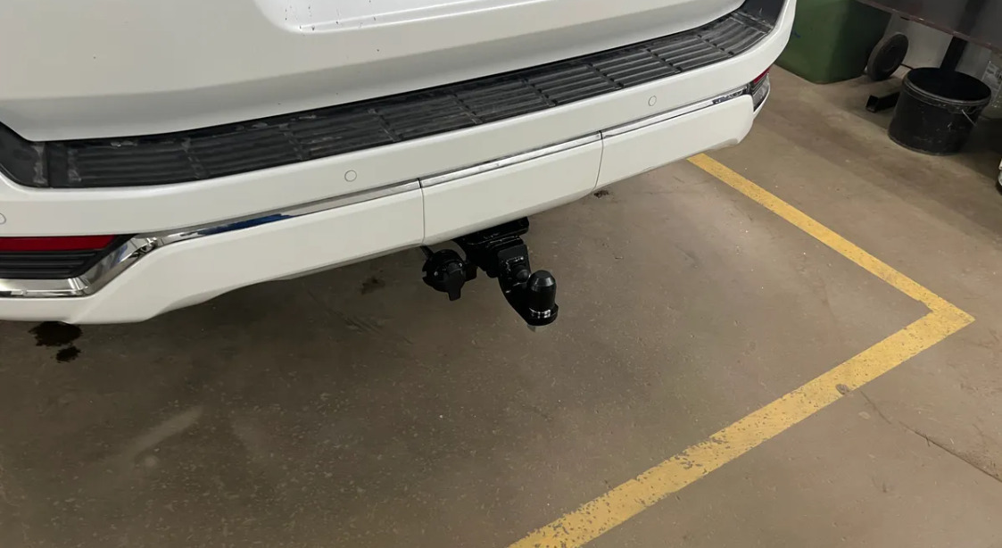 Фаркоп TowRus для Toyota Land Cruiser 300 (Mk.XII) 2021-/ Lexus LX J300 (Mk.IV) 2022-  шар E (система антистук) фото 6