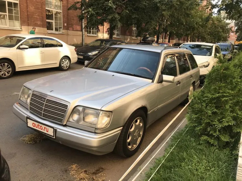 Дефлекторы Cobra Tuning для окон Mercedes-Benz E-Класс S124 универсал 1984-1995