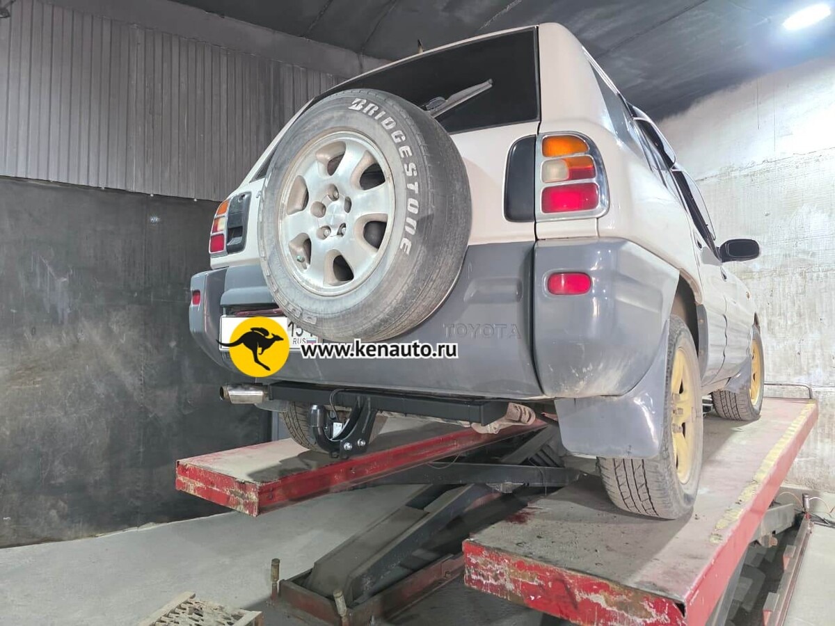 Фаркоп Halty для на Toyota RAV 4 (Mk.I) 1994-2000 Шар А