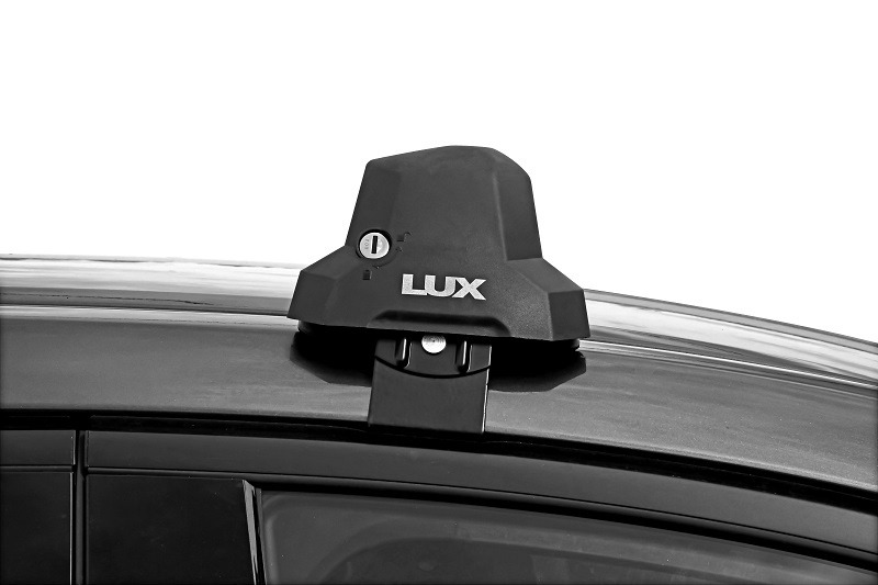 Багажник модельный на гладкую крышу LUX CITY БК5 крыловидные дуги чёрные фото 3