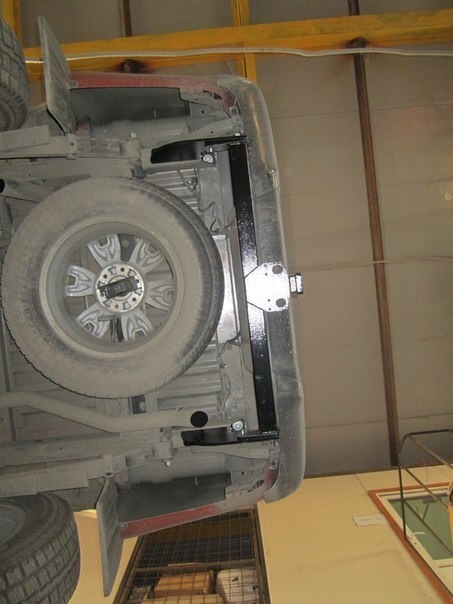 Фаркоп ​Бизон с хромированной накладкой для Ford Ranger и Mazda BT50 фото 6