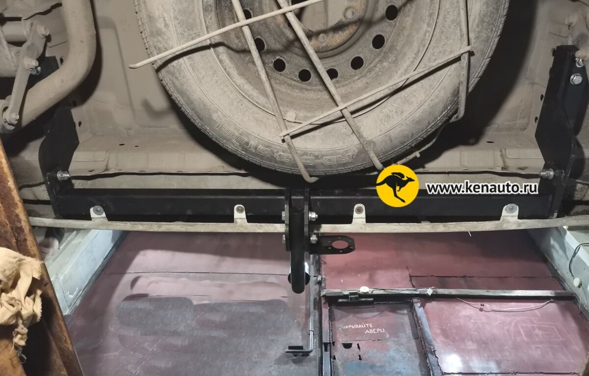 Фаркоп Halty для Toyota Hiace H200 (Mk.V) 2004-2017 / Toyota Regius Ace (широкий кузов левый и правый руль) 2005-2020 Шар А фото 11