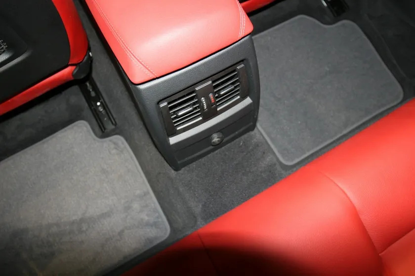 Коврики текстильные Autofamily для салона BMW 3 F30 седан АКПП 2012-2019 фото 2