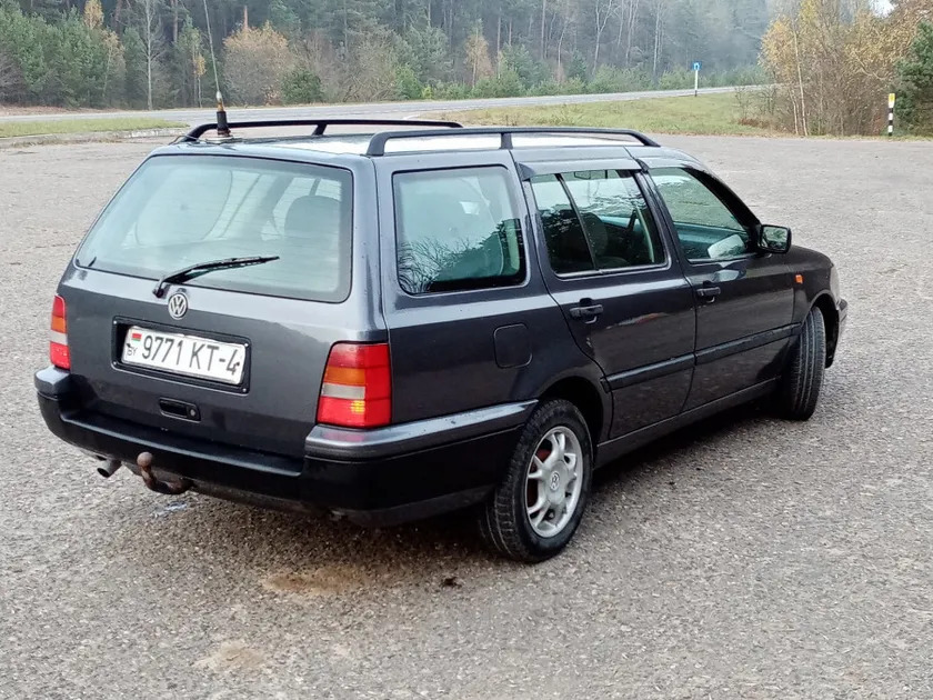 Дефлекторы Cobra Tuning для окон Volkswagen Golf III универсал 1991-1997 фото 3