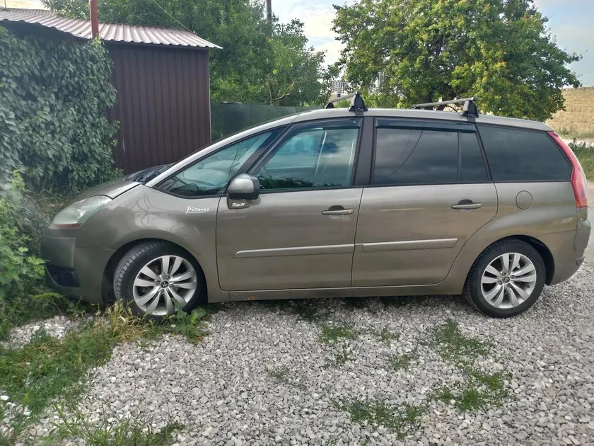 Дефлекторы Cobra Tuning для окон Citroen C4 Grand Picasso 2006-2013 фото 2