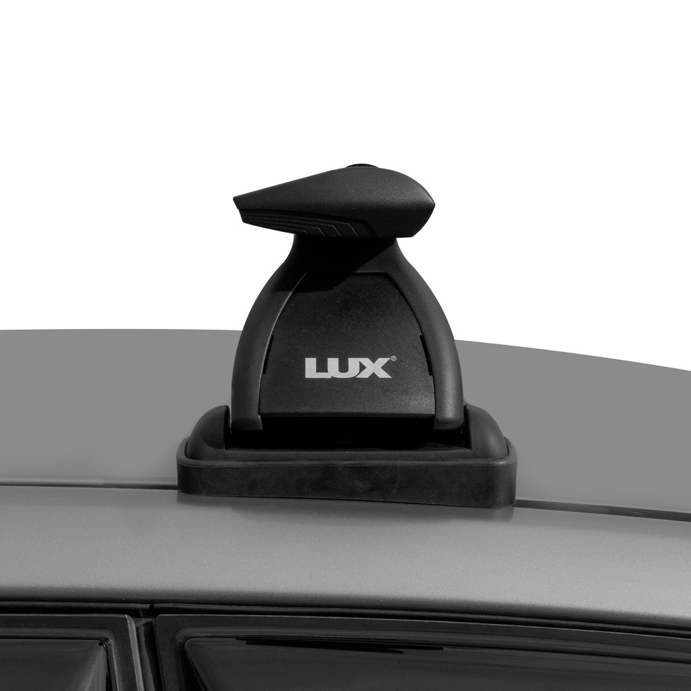 Багажник модельный в штатные места LUX БКШМ крыловидные дуги фото 5
