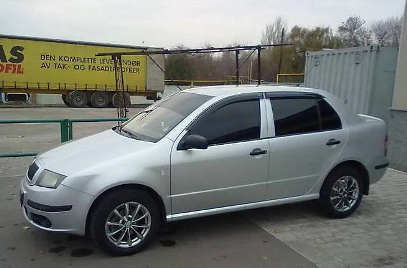 Дефлекторы Cobra Tuning для окон Skoda Fabia I седан, xэтчбек 2000-2007 фото 3