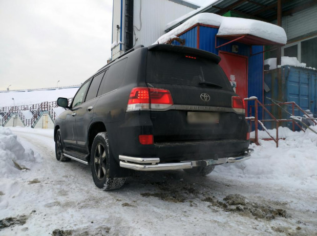 Фаркоп оцинкованный с накладкой с надписью Toyota ТСС для Toyota Land Cruiser J200 (Mk.XI) 2007-2021 шар F фото 2
