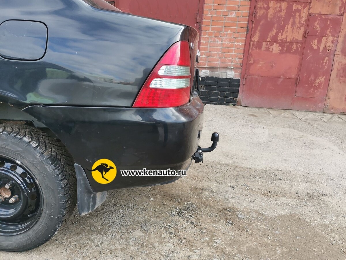 Фаркоп Halty для Toyota Corolla E120 (Mk.IX седан) 2000-2006 Шар А фото 6