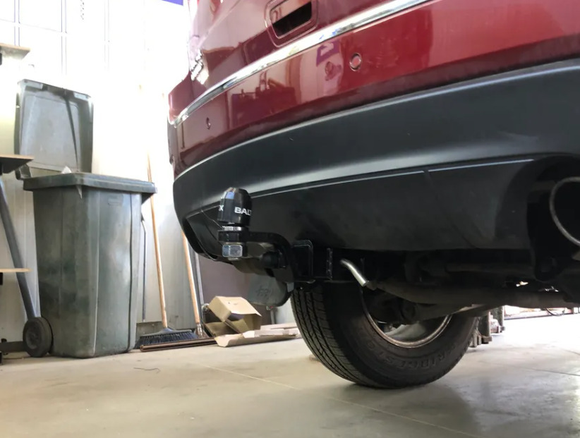 TowRus Фаркоп Jeep Grand Cherokee WK2 (Mk.IV) 2010-2021 (кроме авто с AdBlue и SRT) шар Е (система антистук) фото 4