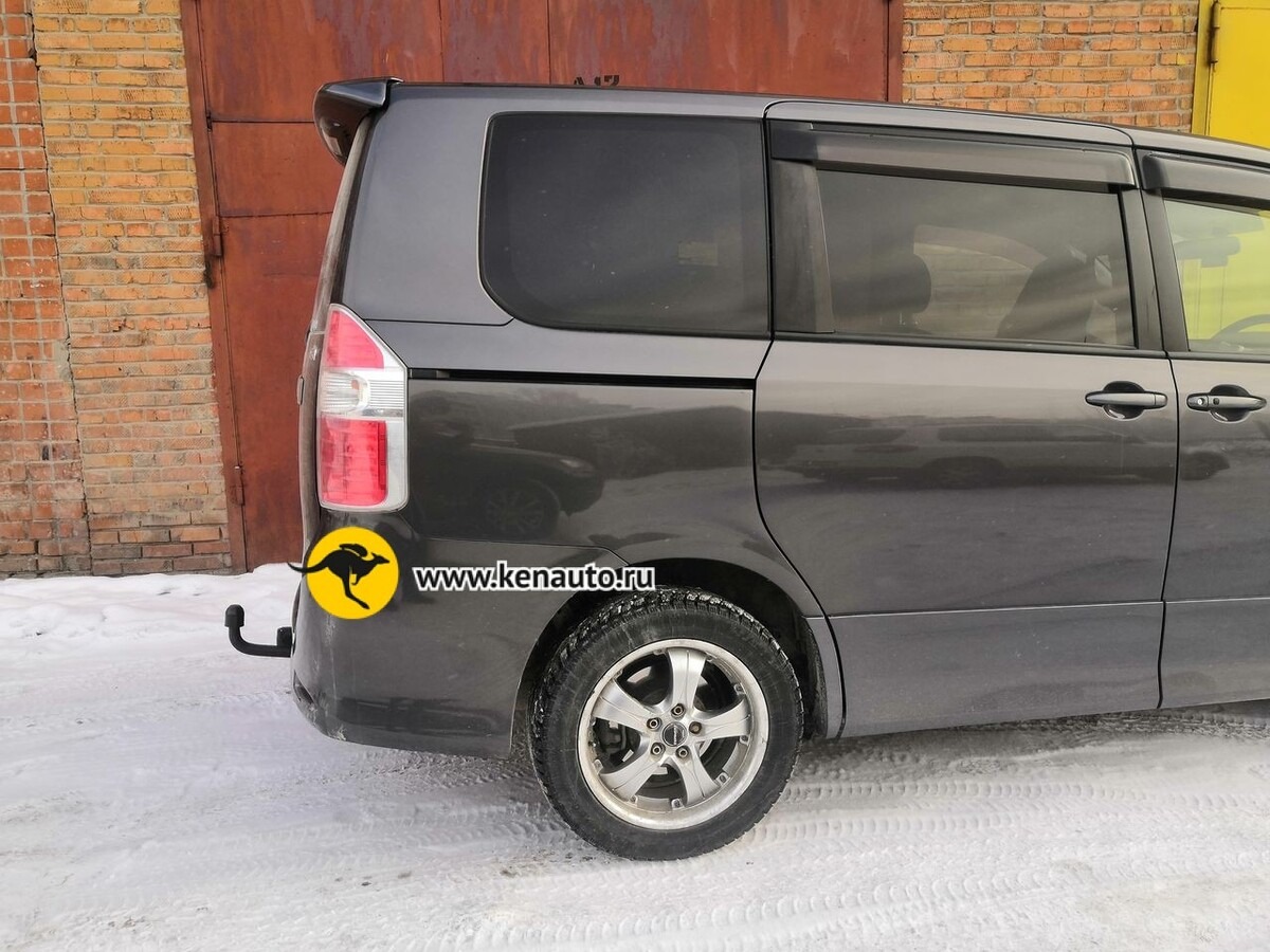 Фаркоп Halty для Toyota Voxy R70 (Mk.II) 2007-2014/ Toyota Noah R70 (Mk.II) 2007-2014 шар А фото 8