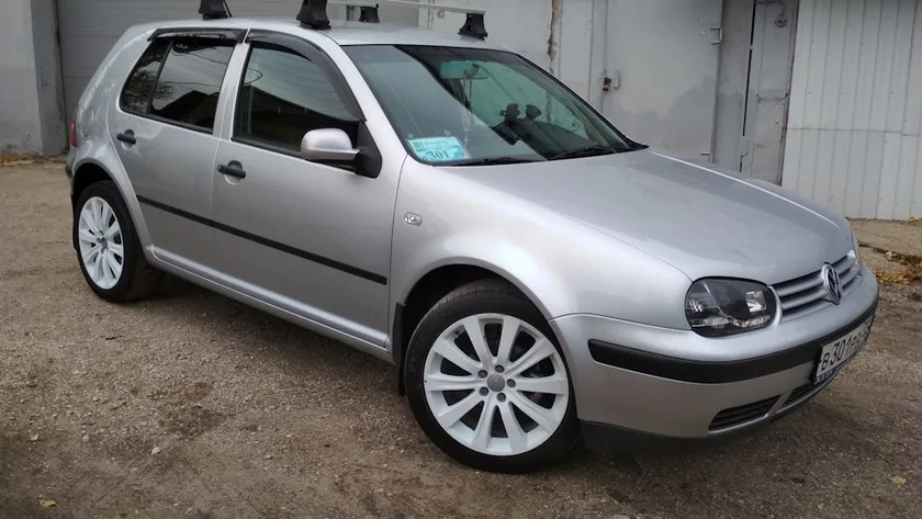 Дефлекторы Cobra Tuning для окон Volkswagen Golf IV 5-дв. xэтчбек 1997-2005 фото 2