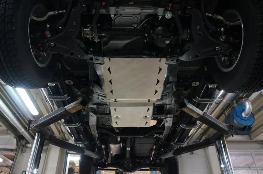 Защита алюминиевая АВС-Дизайн для РК и КПП Mitsubishi L200 V 2015-2022 (2 части) фото 3
