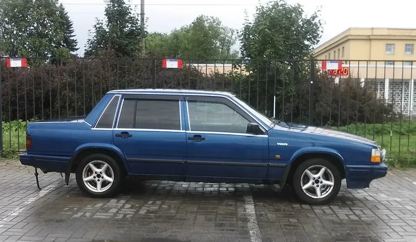 Дефлекторы Cobra Tuning для окон Volvo 740 седан / комби 1984-1992 фото 3