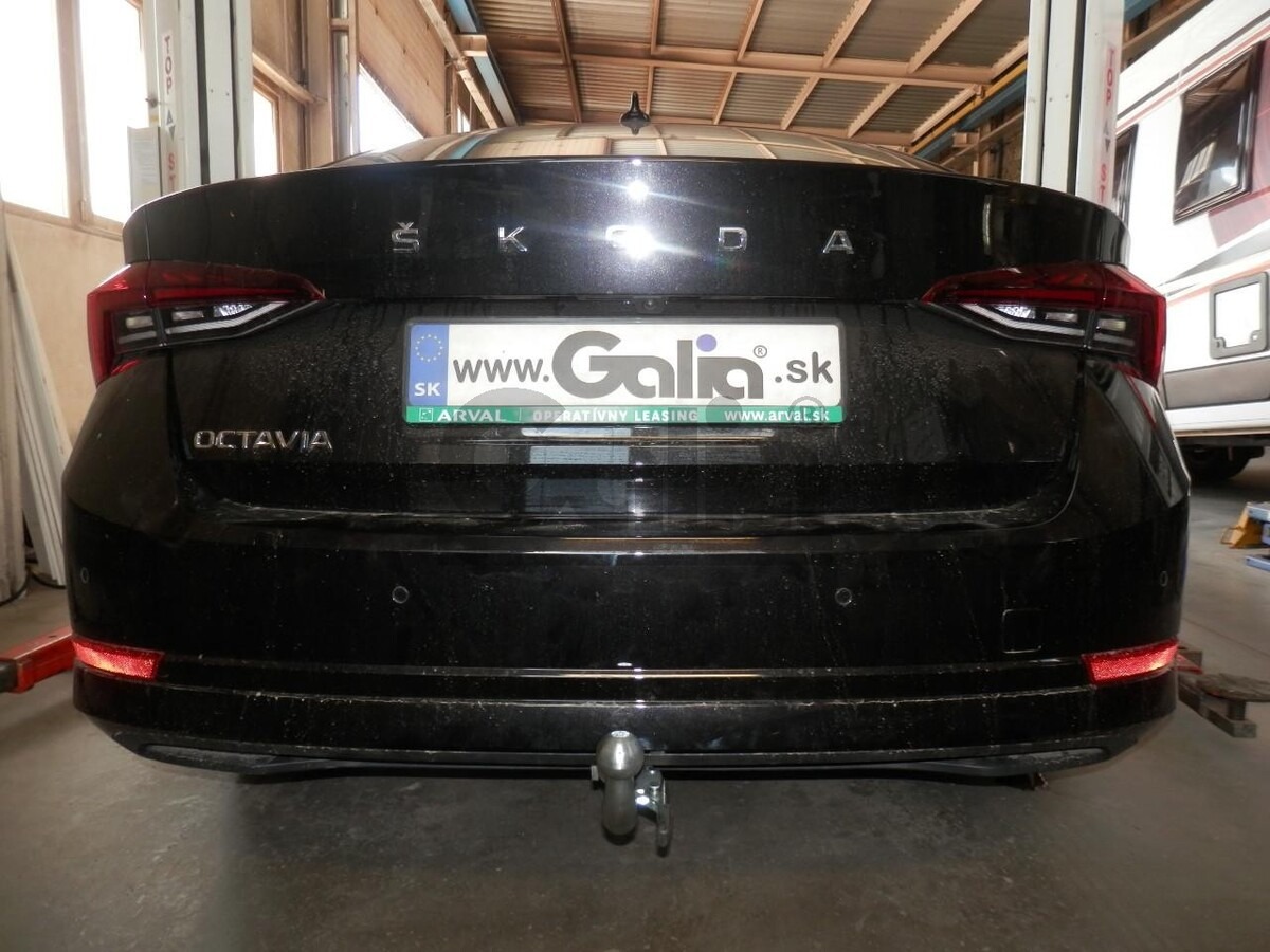 Фаркоп GALIA для оцинкованный Skoda Octavia седан/универсал 2013-2020/ Octavia IV седан/универсал 2020-/ Volkswagen Golf VII Sportsvan рестайлинг 2018-2020/ Volkswagen T-Roc 2017- шар C фото 7