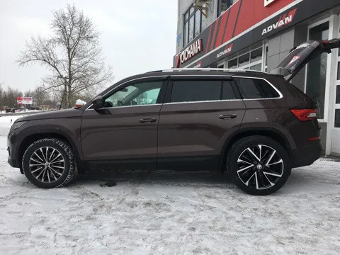 Дефлекторы Cobra Tuning для окон с хромированным молдингом Skoda Kodiaq 2017-2022 фото 2