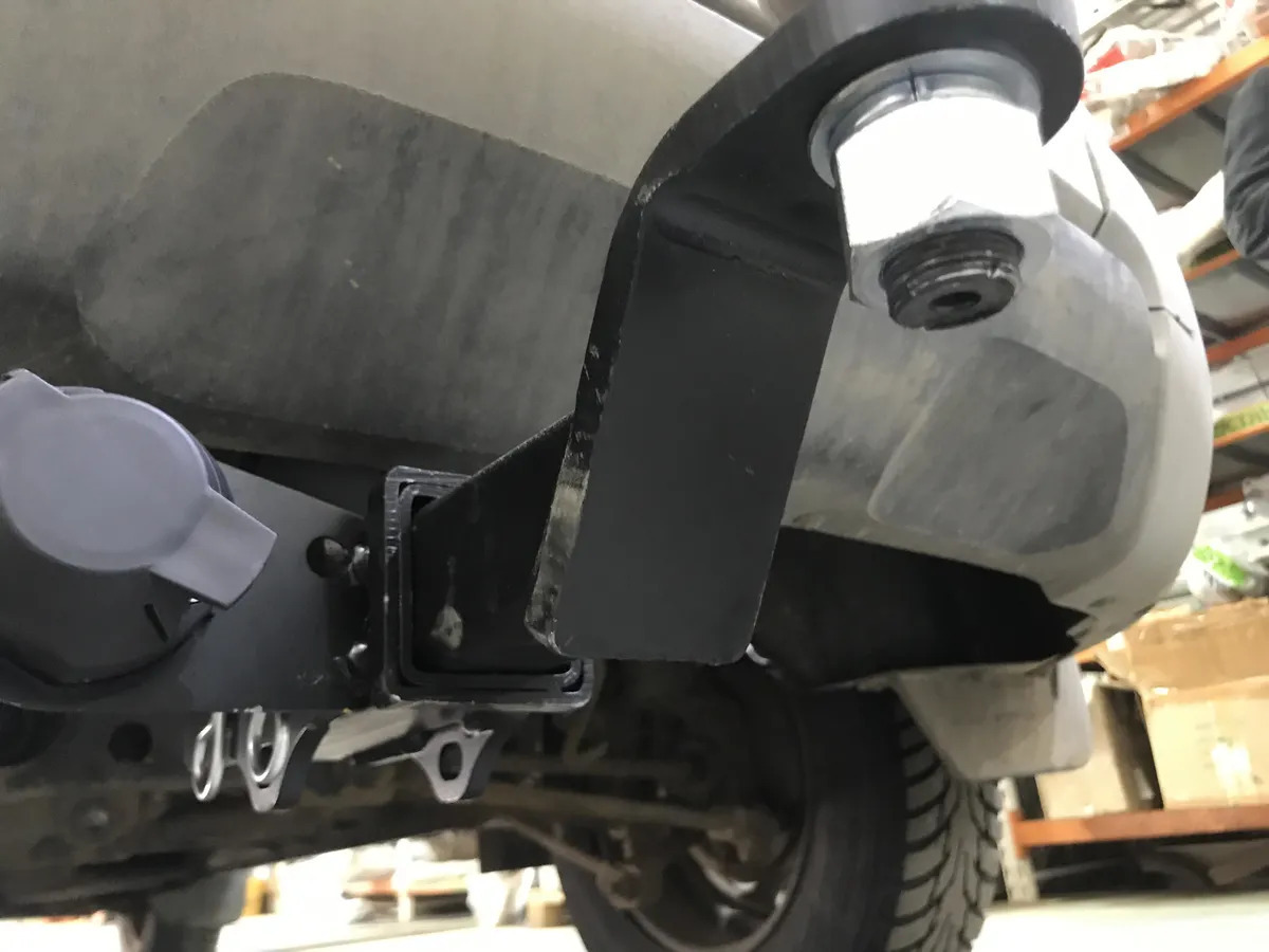 Быстросъёмный Фаркоп Трейлер для Renault Duster (Mk.I/Mk.II) 2011-2022 / Nissan Terrano (Mk.I) 2014-2022  Шар Е фото 2