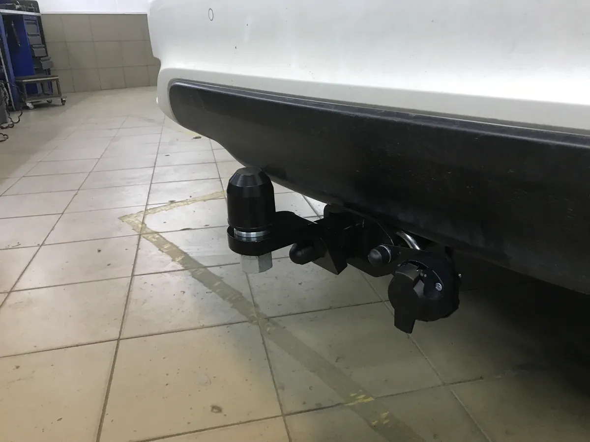 Фаркоп TowRus для Nissan Pathfinder R52 (Mk.IV) 2014-2021 /  Infiniti QX60 L50 (Mk.I) 2014-2021 /  Infiniti JX35 L50  2012-2014 Шар Е с антистуком фото 2
