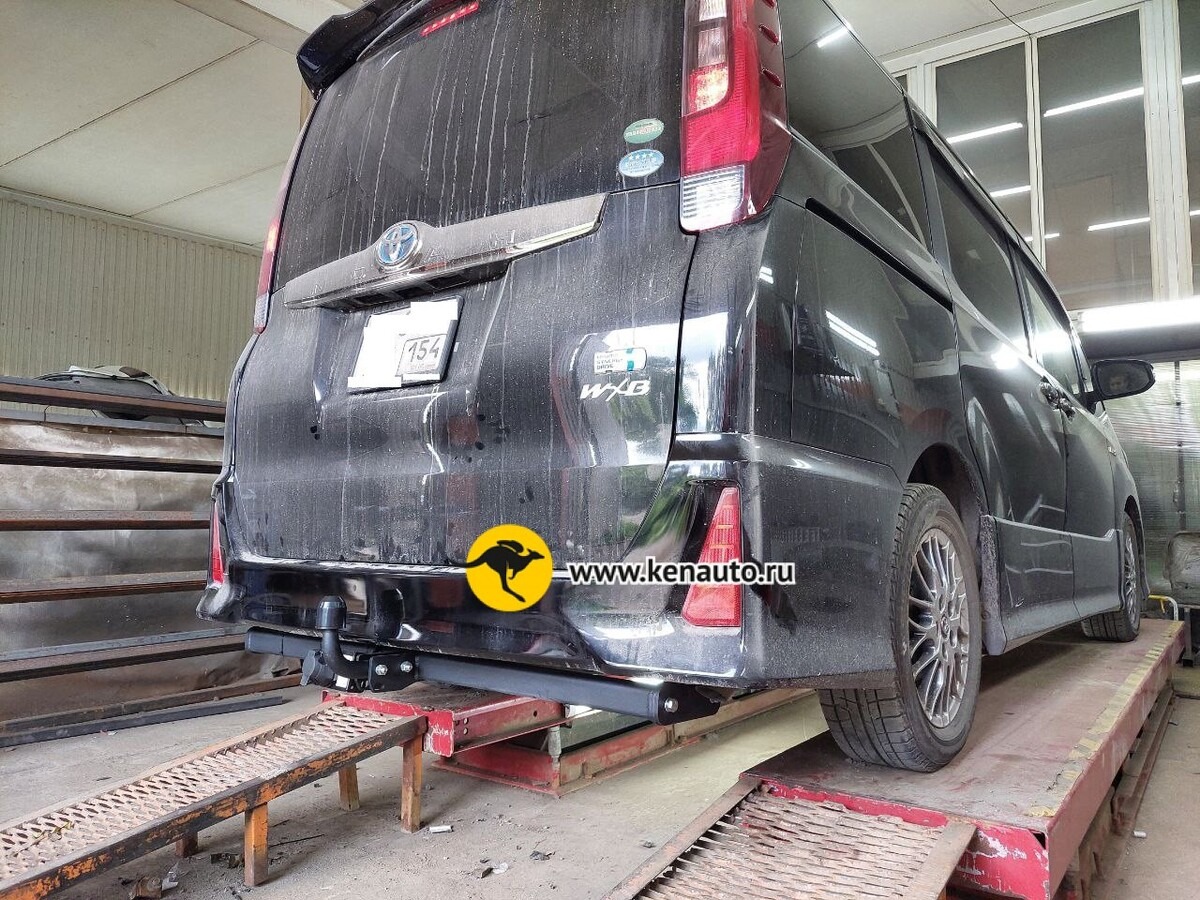 Фаркоп Halty для Toyota Voxy R80 (Mk.III) 2014-2022/ Toyota Noah R80 (Mk.III) 2014-2022/ Toyota Esquire R80 (Mk.I) 2014-2022 шар А фото 3