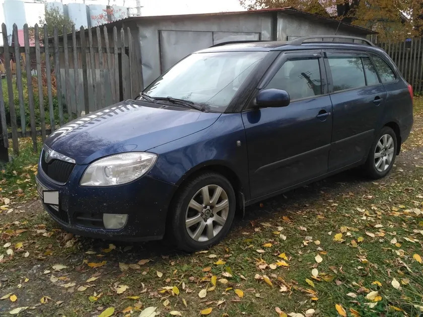 Дефлекторы V-Star для окон Skoda Fabia II универсал 2007-2014