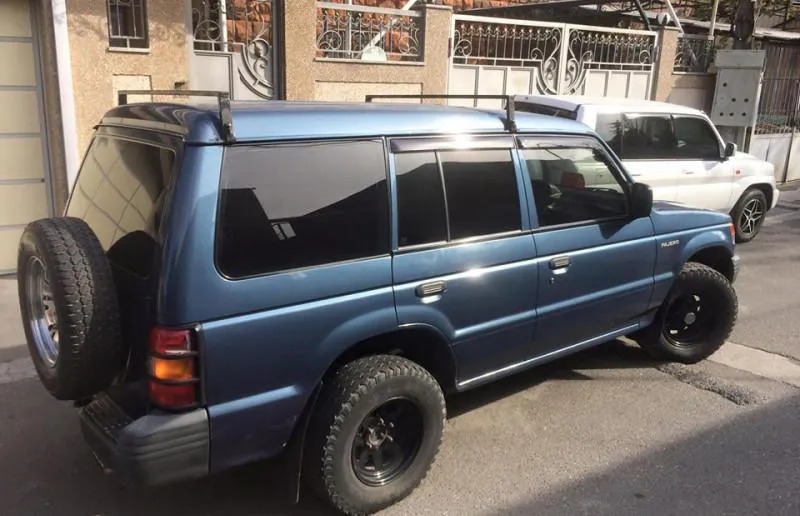 Дефлекторы Cobra Tuning для окон Mitsubishi Pajero II 5-дв. 1991-1998 фото 3