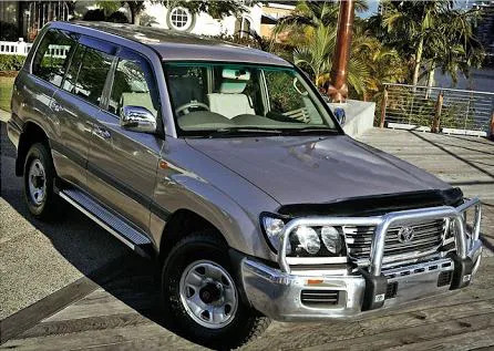 Дефлектор V-Star для капота Toyota Land Cruiser 100 1998-2007