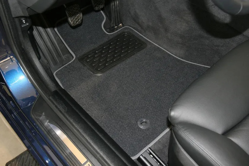 Коврики текстильные Autofamily для салона BMW 5 F10 седан 2WD 2010-2013 фото 5