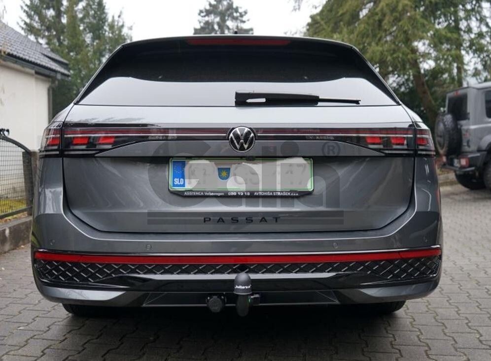 Быстросъёмный оцинкованный фаркоп GALIA для  Volkswagen Passat B8 (Mk.VIII седан/универсал 2014-2023, в т.ч. Alltrack B8 2015-20230  / Skoda Superb (Mk.III седан/универсал 2015-2024 Шар V фото 6